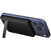 Belkin 5000mAh Magnetic Kickstand Black (BPD011HQBK)