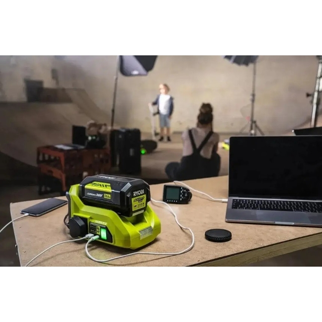 Инвертор Ryobi RY36BI300A-0 36-220В