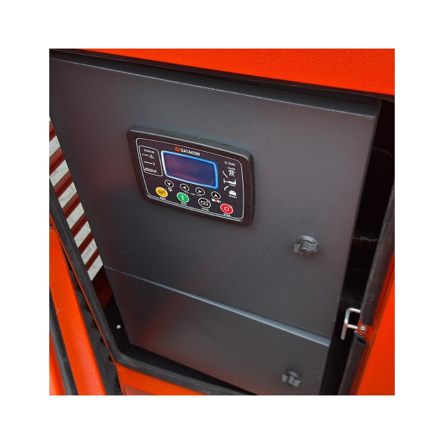 Дизельний генератор Uzman Ricardo 55 KVA/44KW (в комплекте) Remote Control GSM (44 кВт)