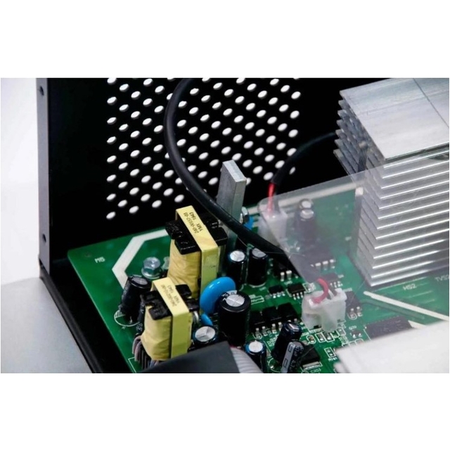 Инвертор Must PV18-3224 PRO 3200W 24V