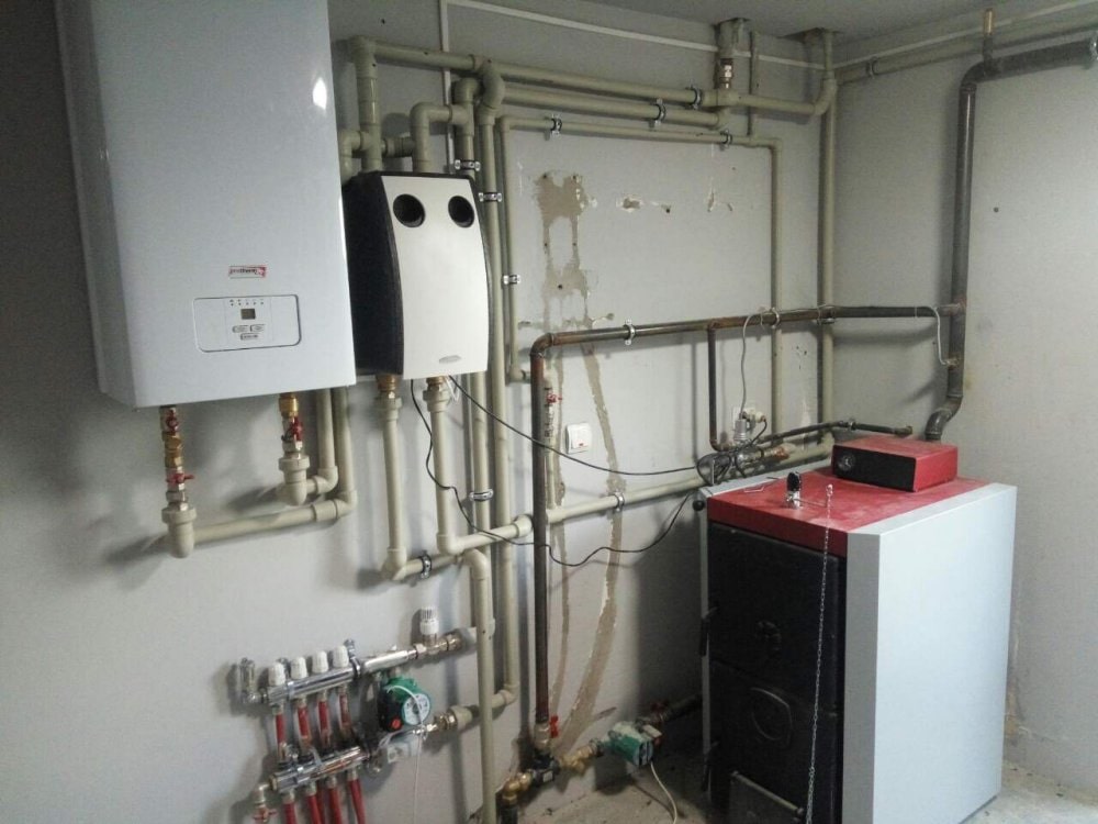 Реконструкція котельні - ел. котел Protherm + твердотоп Viadrus Реконструкция котельной - эл. котел Protherm + твердотоп Viadrus