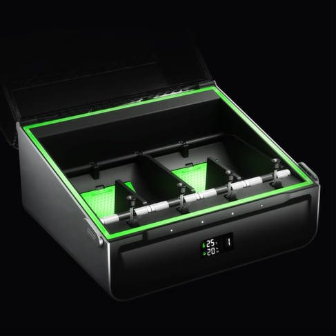 Влагостойкое хранение для Creality K2 Pro CFS. Крупный план герметичного, влагостойкого отсека для хранения с осушителями.